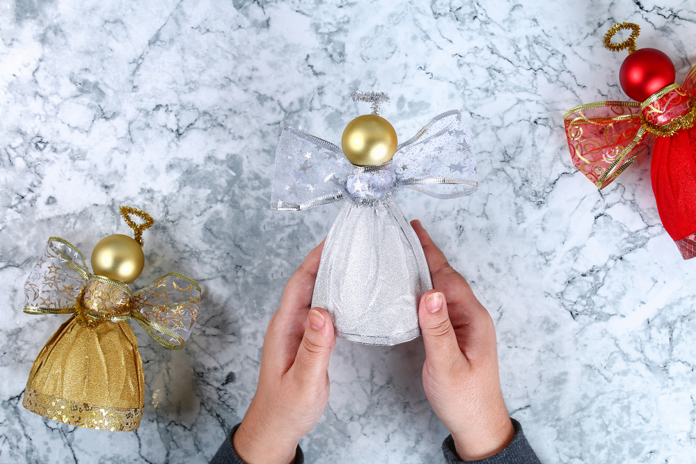 DIY : fabriquer des anges de Noël avec des bouteilles en plastique